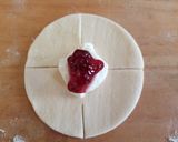 Foto del paso 3 de la receta: Figuras de masa hojaldre