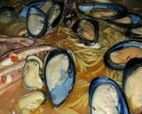 Foto del paso 17 de la receta: Fideuá con mariscos