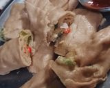 A picture of step 5 of Vegetable spring roll.