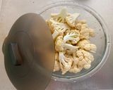 A picture of step 1 of Cauliflower Karaage Salad.