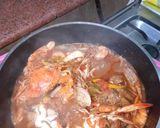 صورة لخطوة 2 من وصفة معكرونه شرايط خطييييرة 🍝🥘
