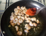 Foto del paso 5 de la receta: Ensalada templada de garbanzos con champiñón y gambas