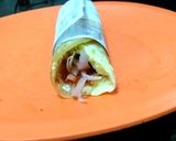 ডাবল ডিমের এগ রোল (Double dimer egg roll recipe in Bengali) রেসিপির ধাপ 8 ছবি