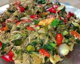 Foto langkah ke 3 dari resep Tongkol Suwir Full Bawang.
