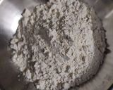 A picture of step 1 of Aloo roti.