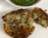 A picture of step 12 of Sabudana Vada.