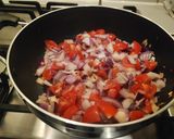 A picture of step 1 of Healthy Chole Sandwich 🥪.