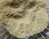 A picture of step 2 of Paneer papdi.