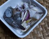 Gambar langkah 1 resipi Baby Kailan Masak Sos Tiram.