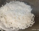 Foto del paso 1 de la receta Arroz frito con currys, setas y bacon