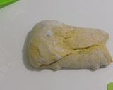Foto langkah ke 12 dari resep Turmeric Curry Leaves Sourdough Bread.