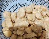 Foto langkah ke 3 dari resep Tumis Ayam Kentang Yummy.