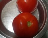 લીલી ડુંગળી અને ટામેટા નું સલાડ (Spring onion and Tomato salad recipe in Gujarati) રેસીપી સ્ટેપ2ફોટો