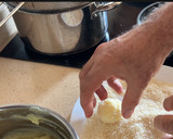 Foto del paso 1 de la receta: Patatas bravas en puré crujiente