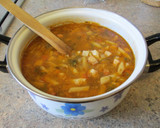 Foto del paso 4 de la receta: Sopa con judías amarillas, bacon y arroz al aroma de lovage