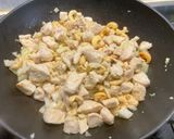 A picture of step 16 of Chicken with Cashews, Bell Peppers, and Carrots.