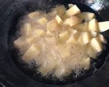 Foto del paso 1 de la receta: Tortilla de papa con salamin 😋