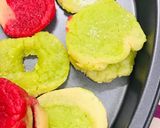 A picture of step 9 of Vanilla heart cookies.