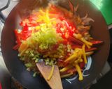 Foto del paso 2 de la receta: Moqueca de banana con brochetas de camarón