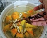 Foto langkah ke 2 dari resep Wedang Waluh Berempah.