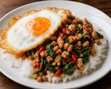 Foto langkah ke 9 dari resep Pad Kra Pao Ayam.