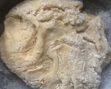 Foto del paso 1 de la receta: Masa de pasta frola o de galletitas con aceite