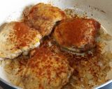 Foto del paso 3 de la receta: Contramuslos de pollo con salsa de pimentón
