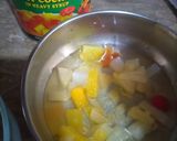 A picture of step 1 of Cocktail nuts creamy salad.
