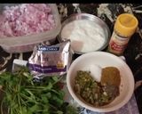 A picture of step 1 of Chicken white handi.