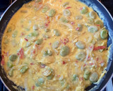 Foto del paso 3 de la receta: Revuelto con habas 🍳
