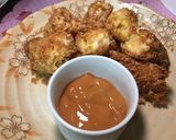รูปขั้นตอนการทำที่ 7 ของ ขนมปังทอดไส้ชีส & สเปรดชาไทย Fried cheese rolls& Thai TEA Spread