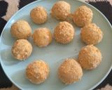 Foto langkah ke 5 dari resep Bola - bola Kentang Isi Sosis & Keju.