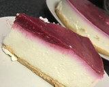 Foto del paso 4 de la receta: Tarta de chocolate blanco y frambuesa