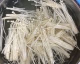 Hình bước làm 1 của món Nộm thịt bò nấm kim