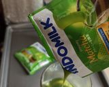 Foto langkah ke 4 dari resep Strawberry matcha.