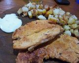 Foto del paso 2 de la receta: Pechuguitas de pollo a la plancha con papas al horno