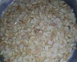 A picture of step 1 of Crispy patisa.