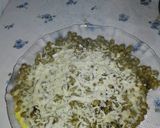 Foto del paso 1 de la receta: Huevos fritos con colchón de arvejas gratinado!!