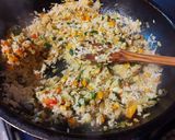 Foto del paso 2 de la receta: Arroz Amarillo con Mejillones