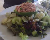 Foto del paso 2 de la receta: Ensalada verde con palta rellena de atún