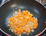 A picture of step 4 of Nasi Goreng (Indonesian Fried Rice).
