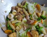 Foto langkah ke 5 dari resep Sapo Tahu Telur Puyuh.