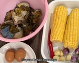 Foto langkah ke 1 dari resep Sup Kepiting dan Telur.
