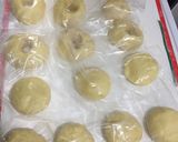 Foto langkah ke 4 dari resep Donat Tape lembut dan menul.