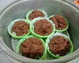Foto langkah ke 4 dari resep Bolu Kukus Coklat (Egless dan No Mixer).