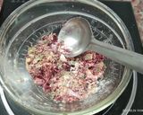 A picture of step 1 of Healthy Beetroot Pancake.