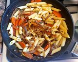 Foto del paso 4 de la receta: Penne rigatti con vegetales al wok. #paraprincipiantes