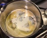Une image de l'étape 7 de Moules de bouchot au gorgonzola et vin blanc.