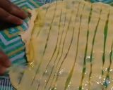 Foto langkah ke 6 dari resep Roti Maryam Renyah Tanpa Rendam Minyak.