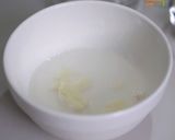 A picture of step 3 of Simple Boiled Crab.